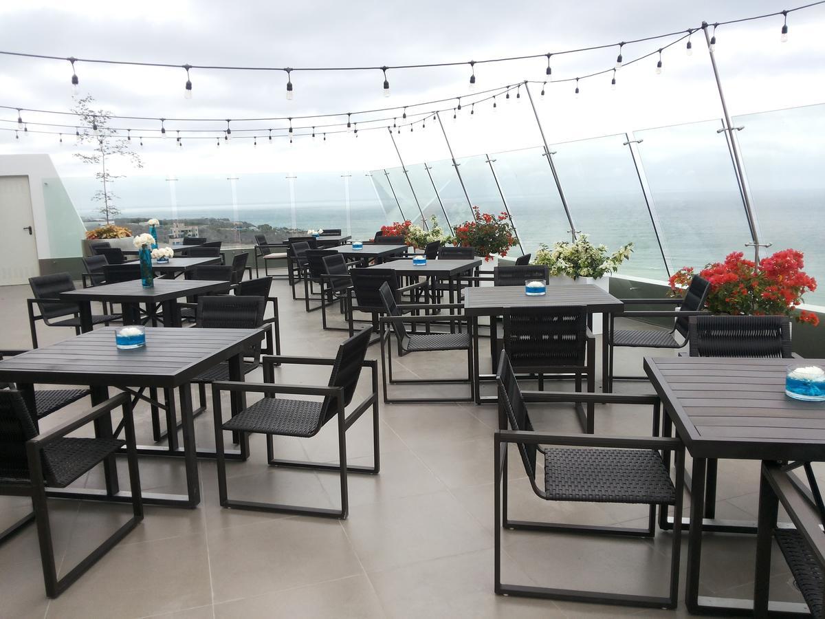 Hotel Poseidon Manta Buitenkant foto
